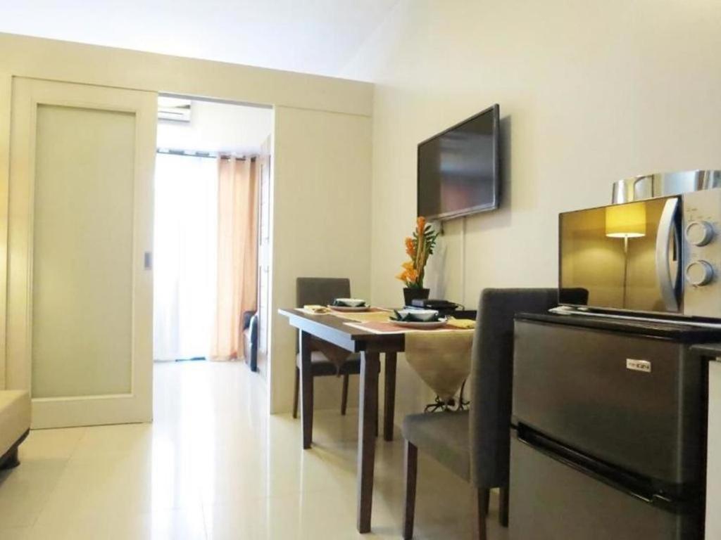 Sea Residences Smdc Mall Of Asia Apartment